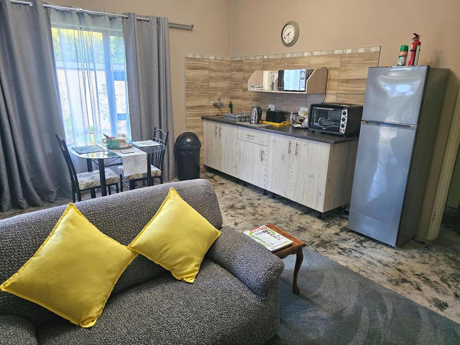Apricity Inn Луис Трикард Стая снимка